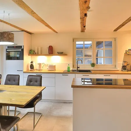 Apartment Kapitaenshaus Kajuete Born